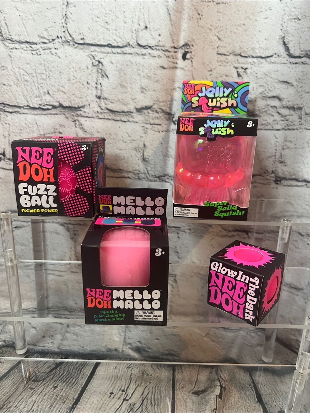 🩷💗 Rare+Hard to Find PINK 4 piece NeeDoh bundle!!!